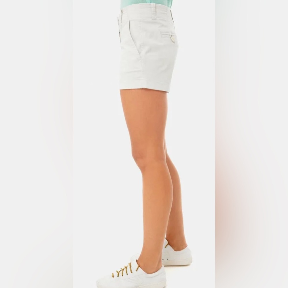⚓️💕🐳 Vineyard Vines ⚓️💕🐳   ‘Everyday Shorts’ in Stone | Size 14 - Picture 5 of 8